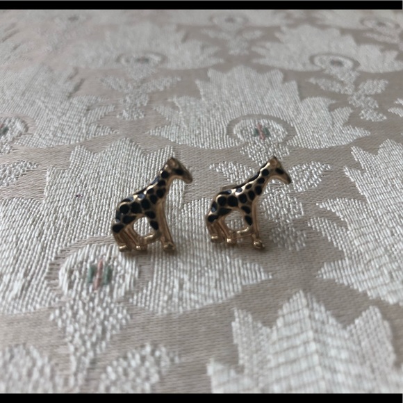 Giraffe Stud Earrings - Picture 1 of 2